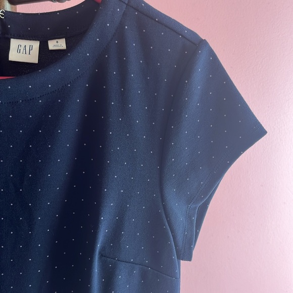 Gap Dress - Picture 7 of 9